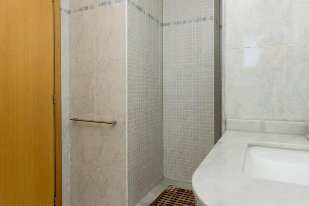 Casa Junto Golf La Sella Y Centro Budista Sakya Muntanya la Sella ภายนอก รูปภาพ