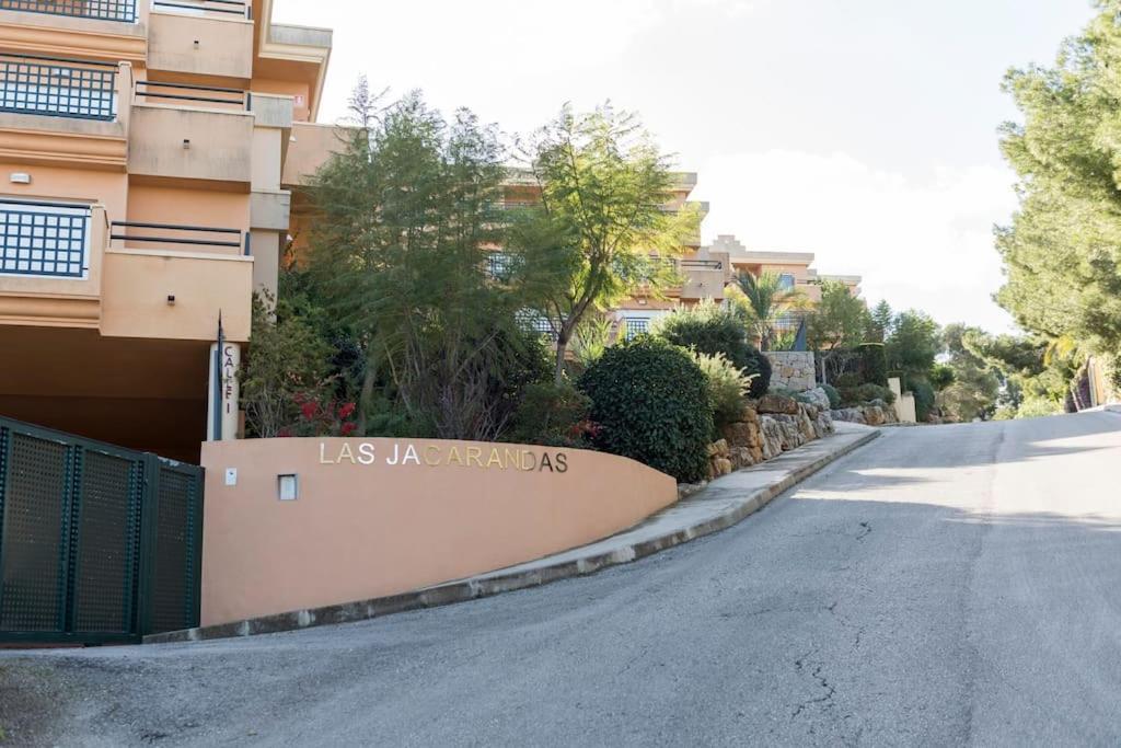 Casa Junto Golf La Sella Y Centro Budista Sakya Muntanya la Sella ภายนอก รูปภาพ