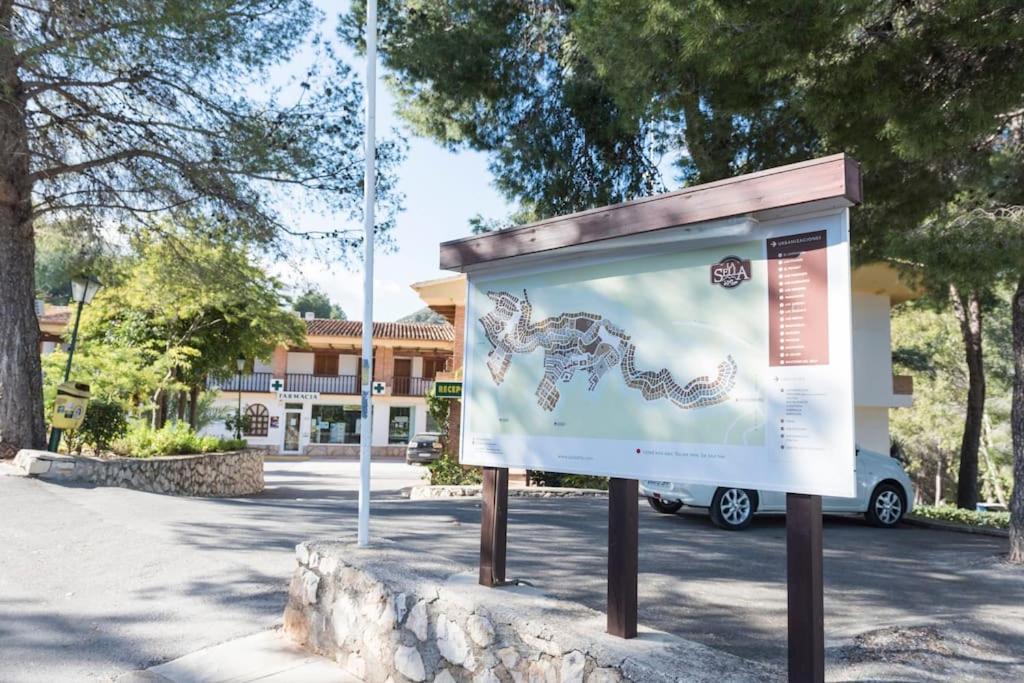 Casa Junto Golf La Sella Y Centro Budista Sakya Muntanya la Sella ภายนอก รูปภาพ