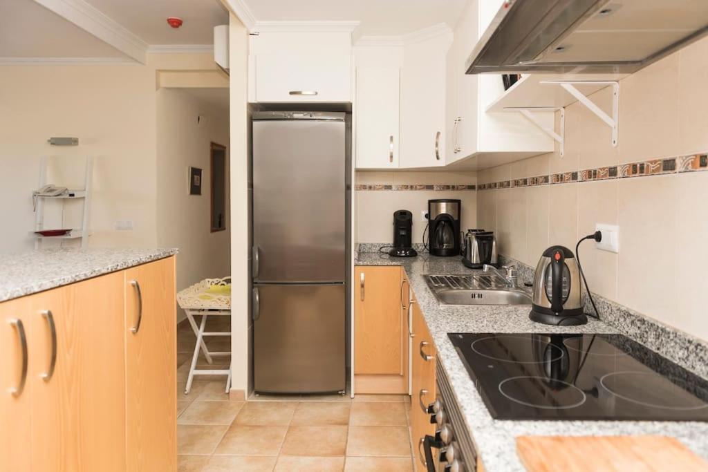 Casa Junto Golf La Sella Y Centro Budista Sakya Muntanya la Sella ภายนอก รูปภาพ